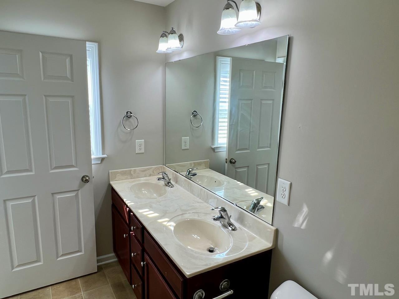 1309 Forestford Court