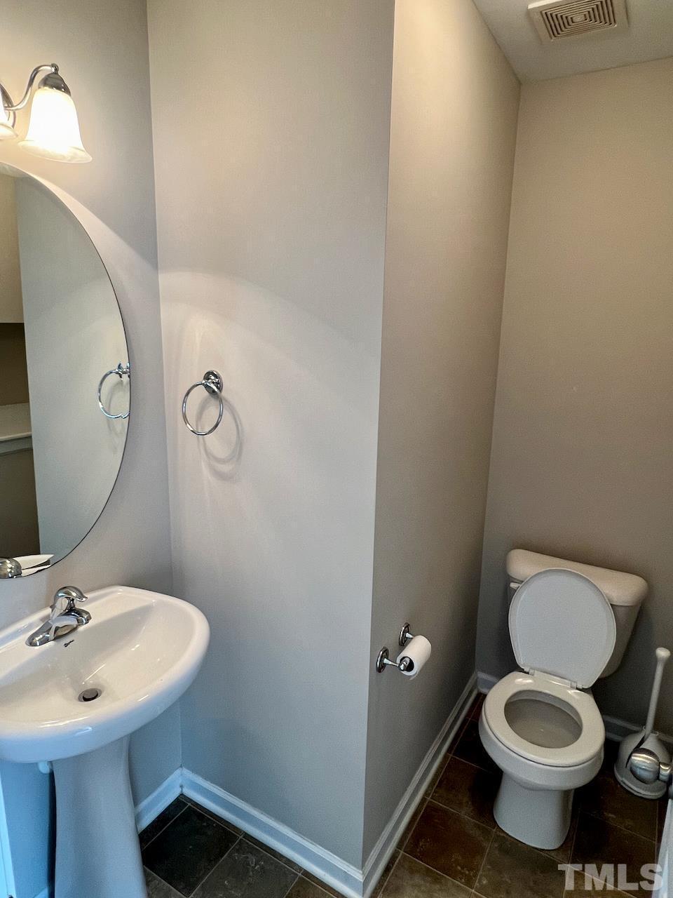 1309 Forestford Court