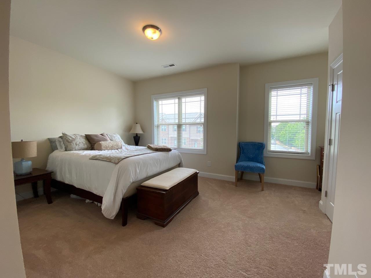 3921 Amelia Park Drive