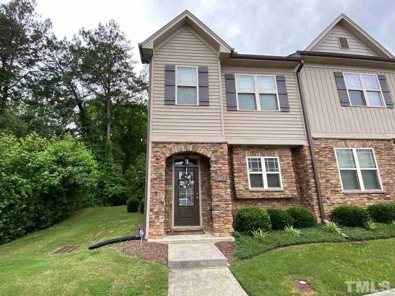 3921 Amelia Park Drive