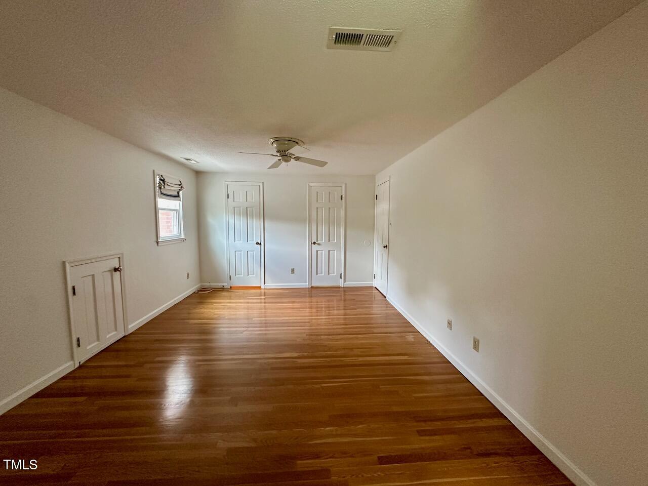 4709 Yadkin Drive