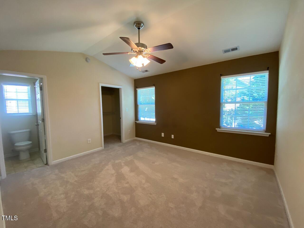 8845 Thornton Town Place