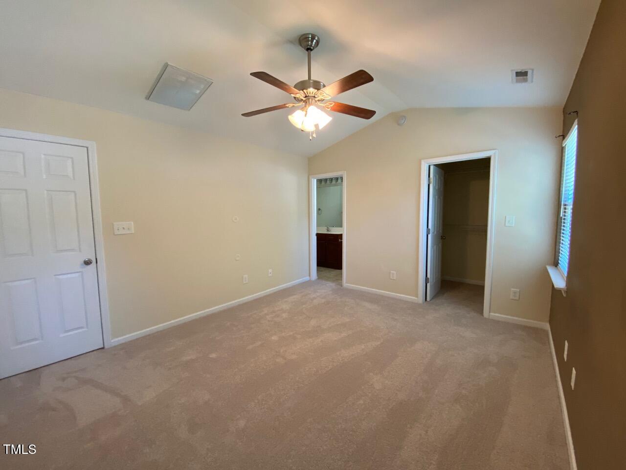 8845 Thornton Town Place