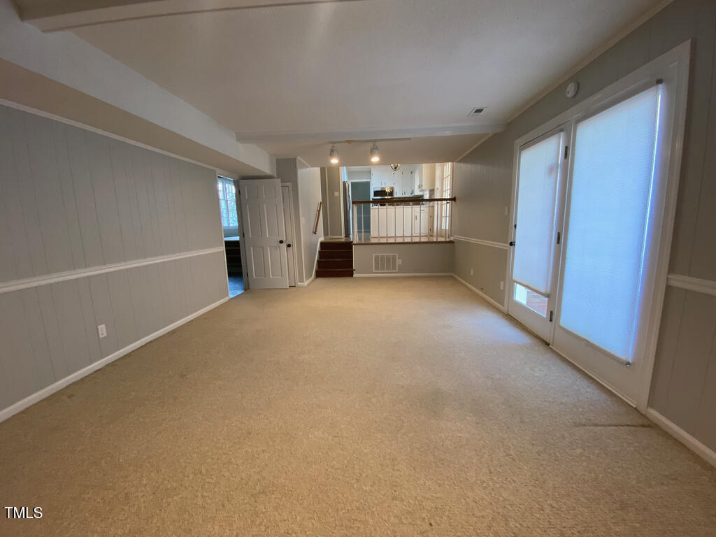 808 Ellynn Drive