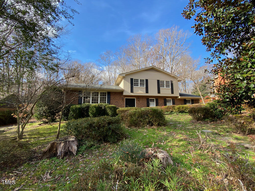 808 Ellynn Drive