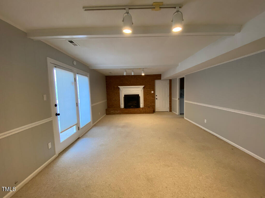 808 Ellynn Drive