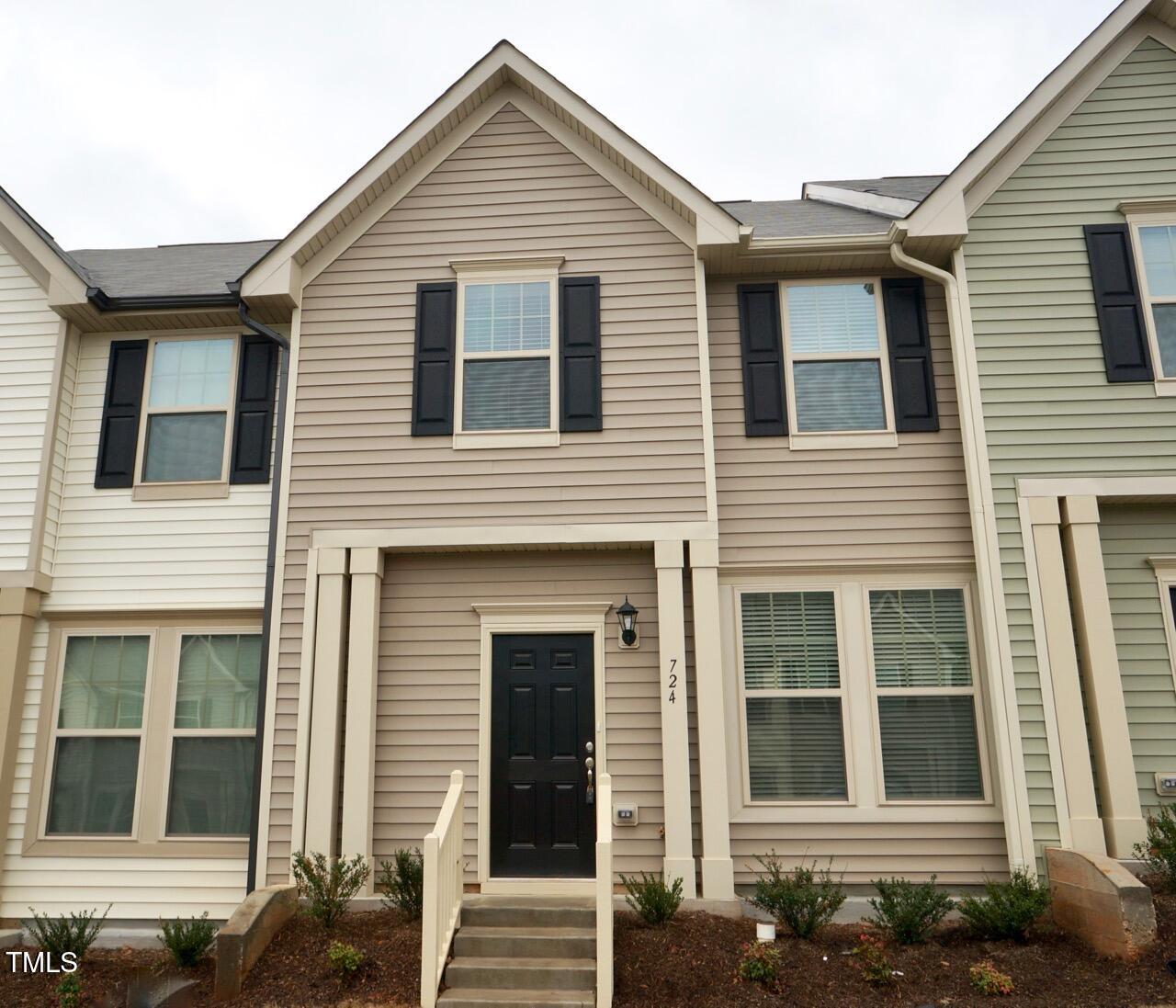 724 Maypearl Lane