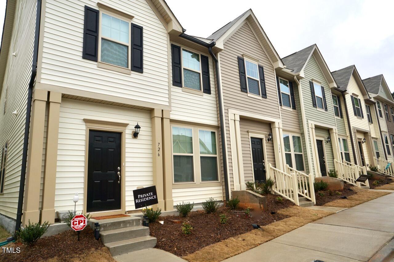 724 Maypearl Lane