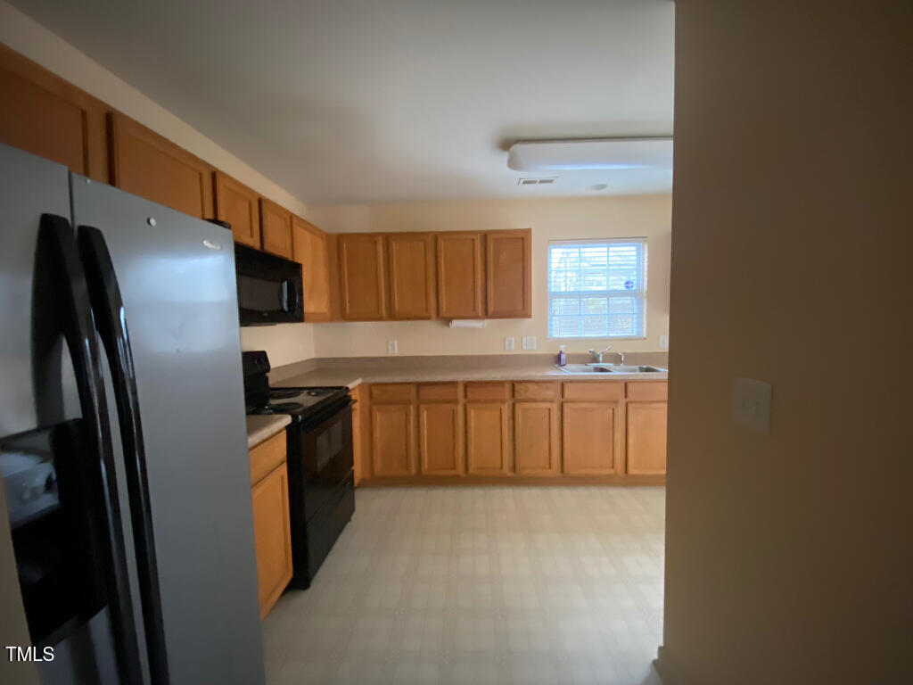3404 Colossae Court