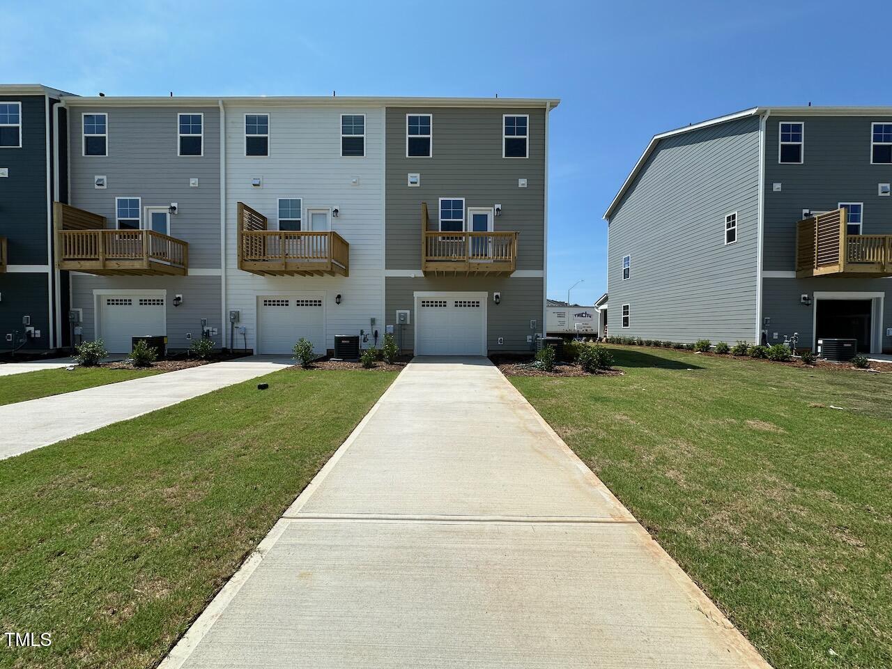 328 Carolina Springs Boulevard