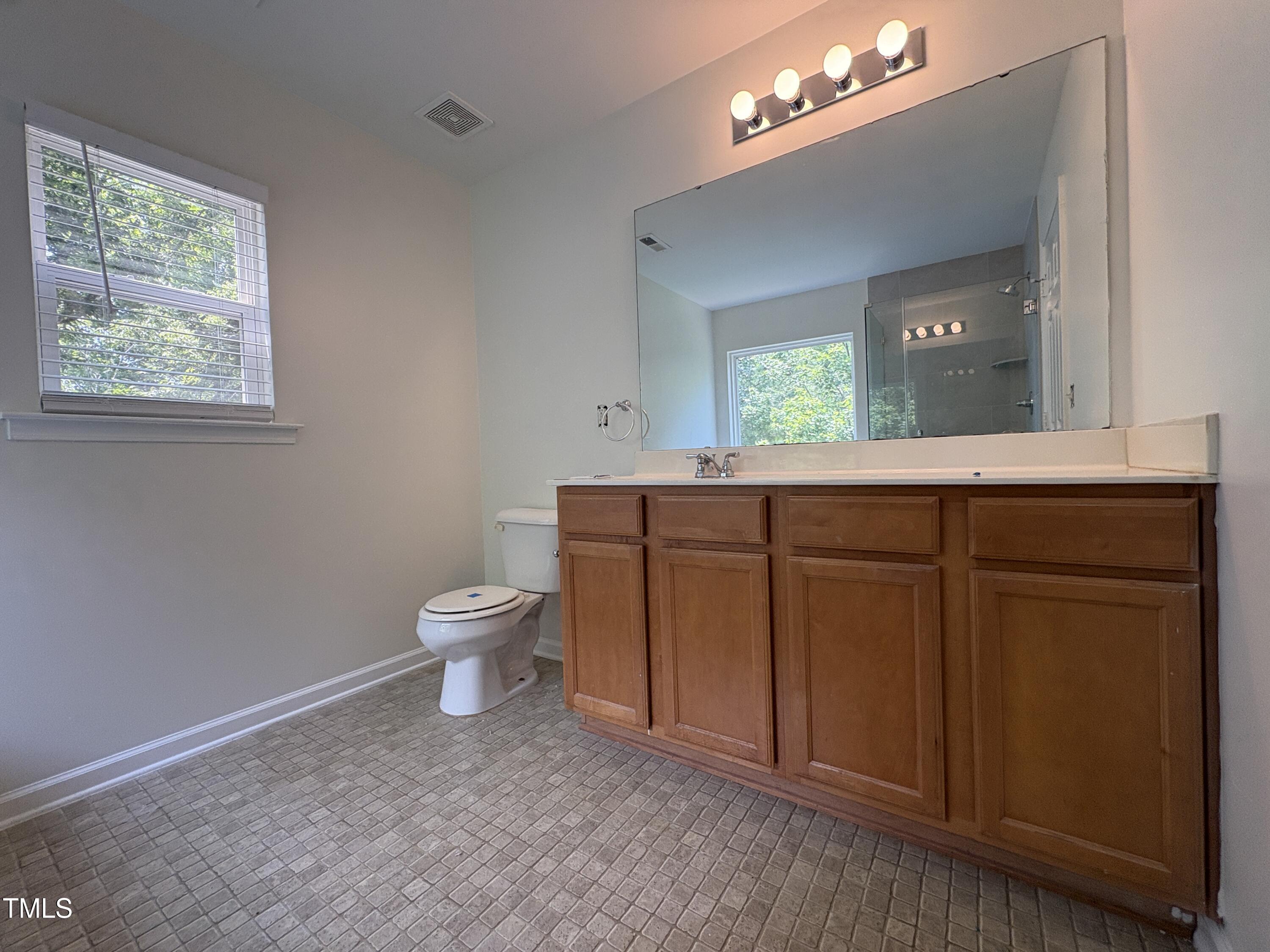 2031 Remington Oaks Circle