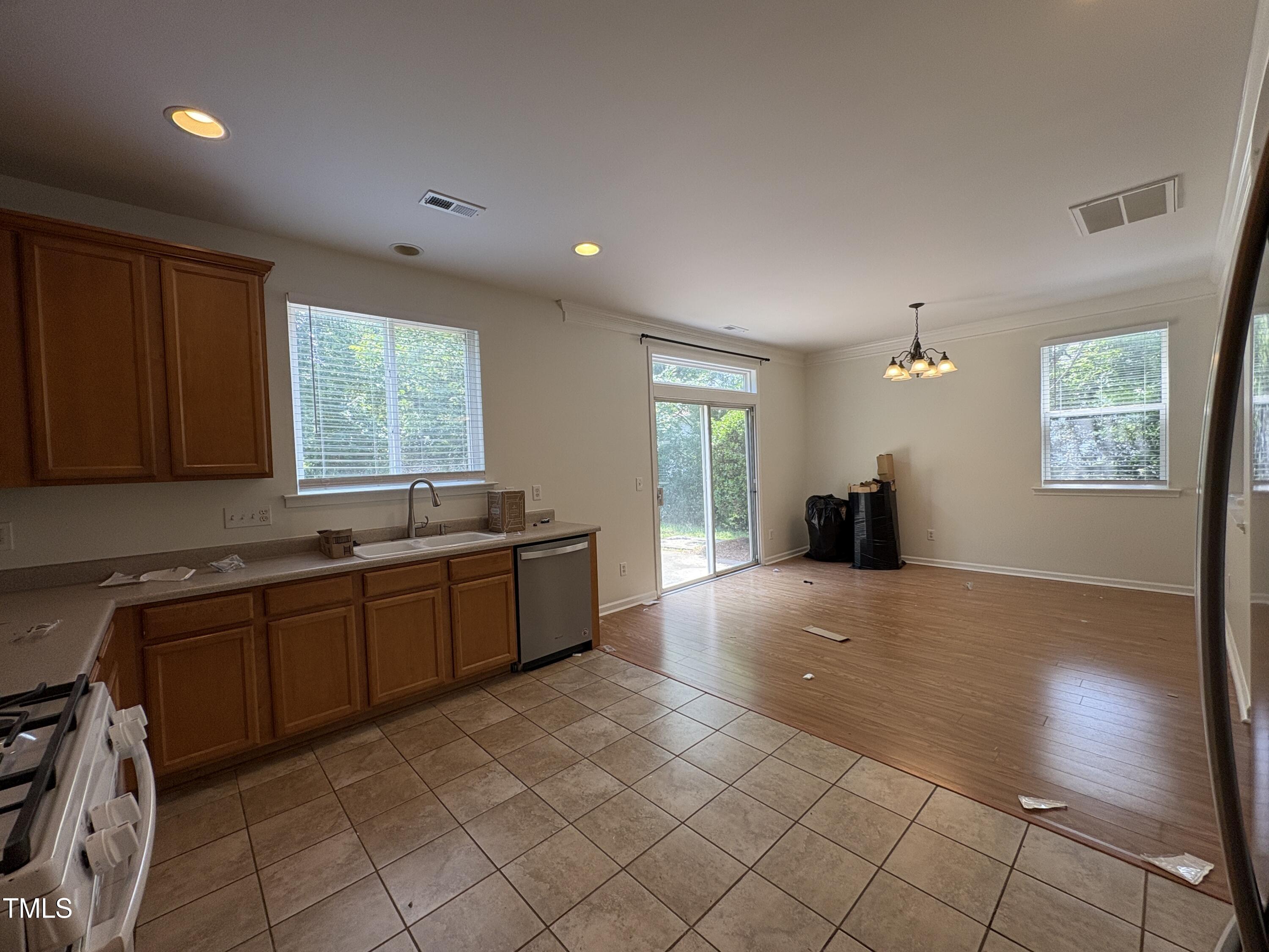 2031 Remington Oaks Circle