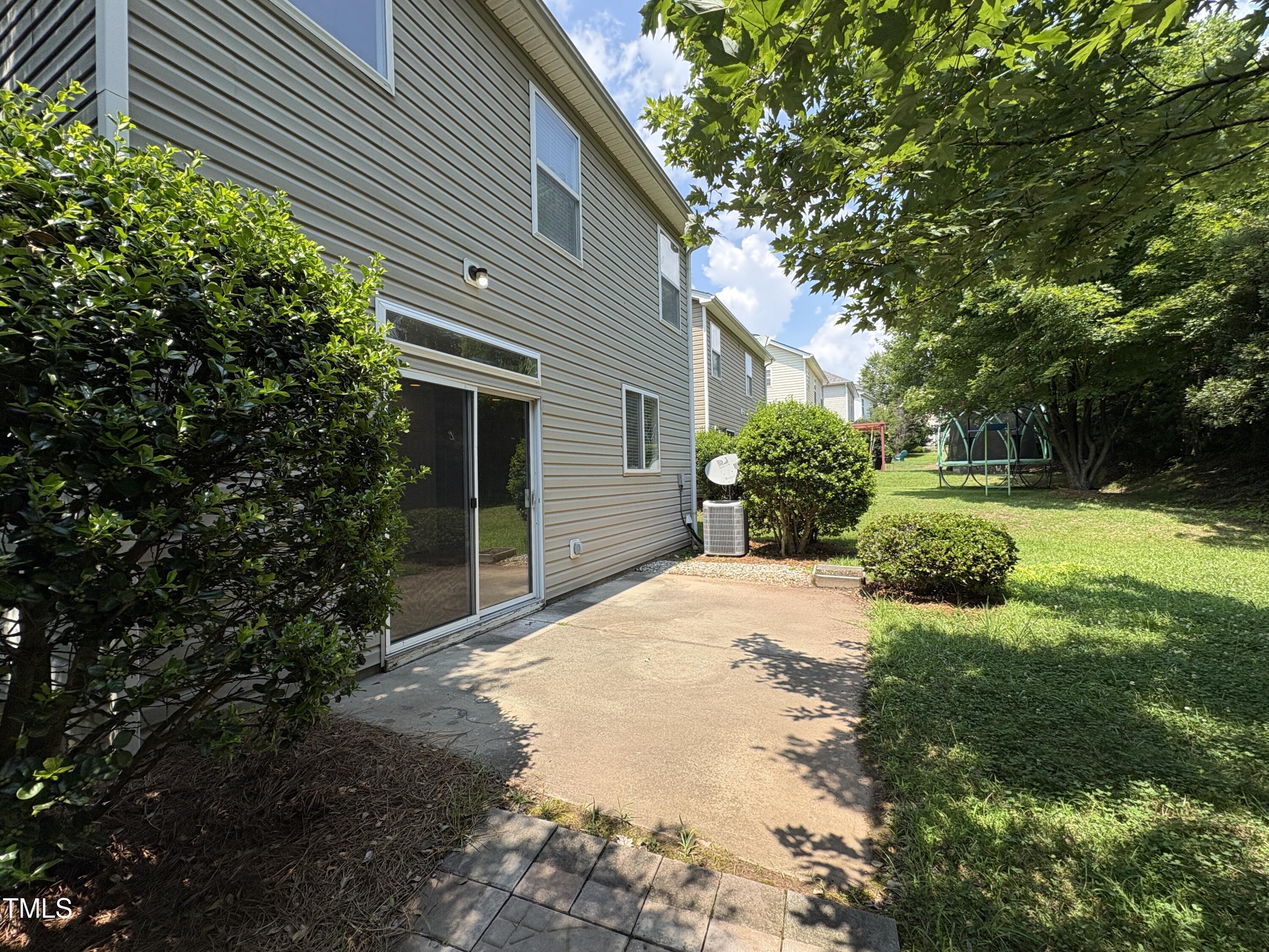 2031 Remington Oaks Circle