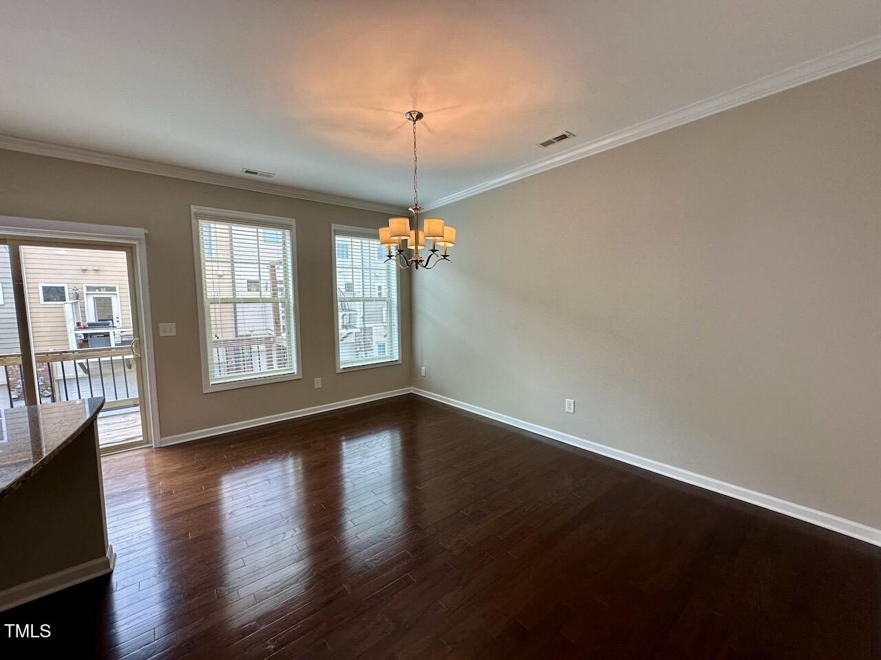 404 Sawcut Lane