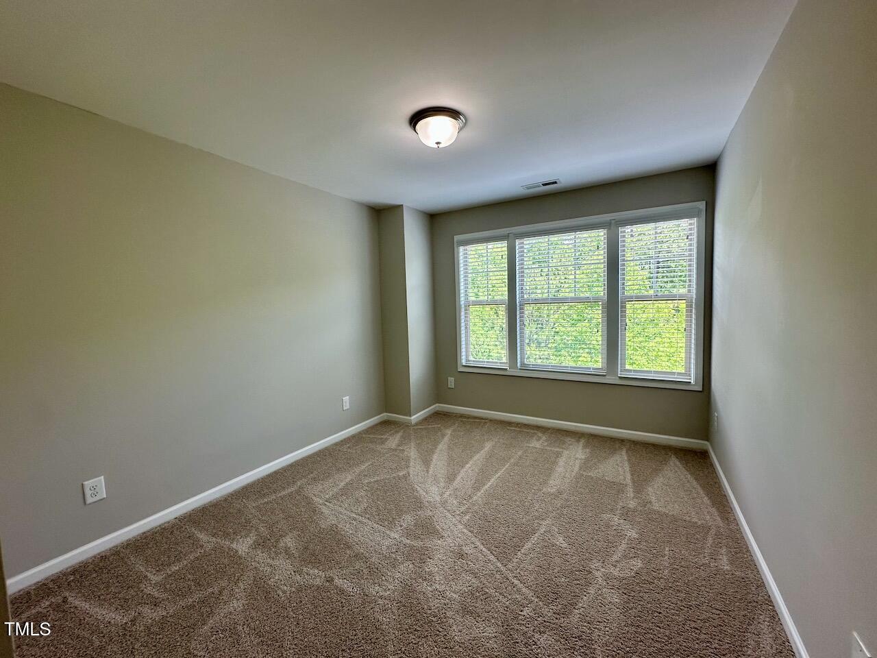 404 Sawcut Lane