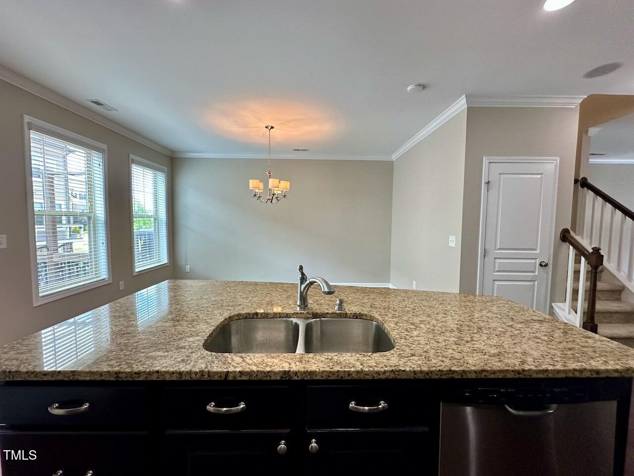 404 Sawcut Lane