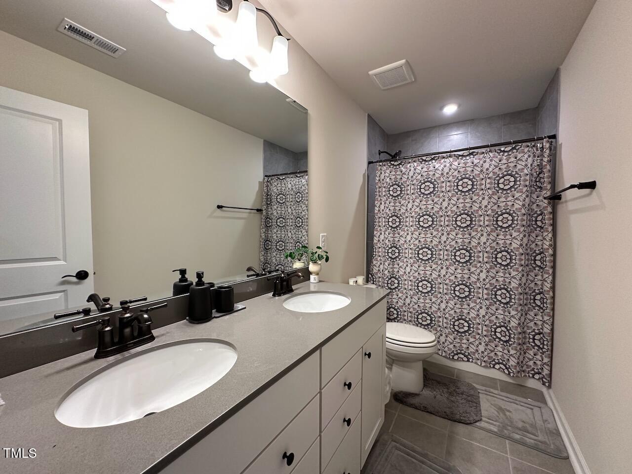 4616 Winnipesaukee Lane