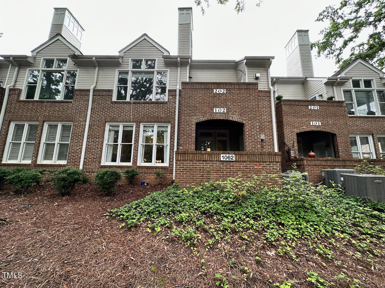 1062 Washington Street # 102