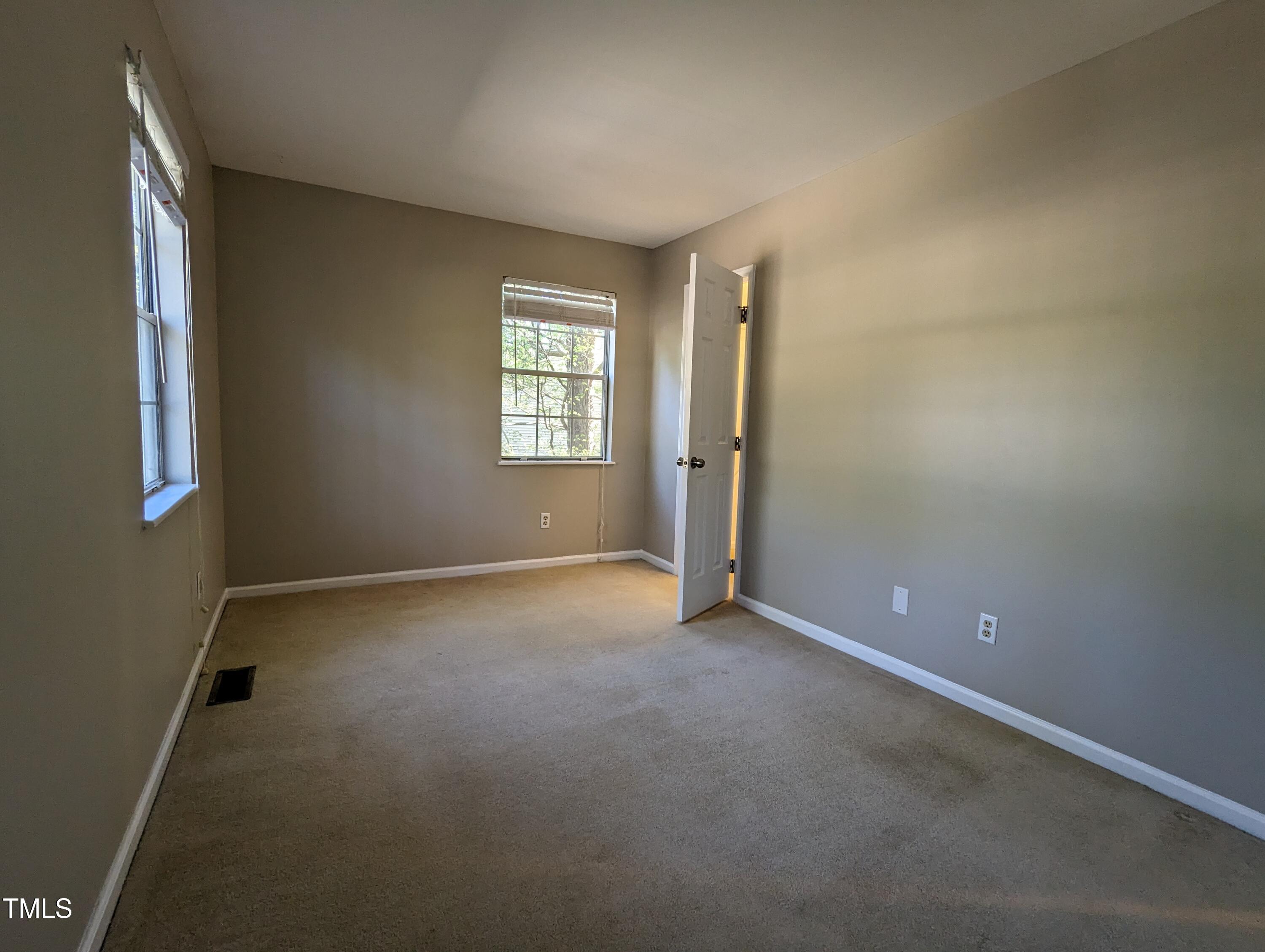 1813 Trailwood Drive