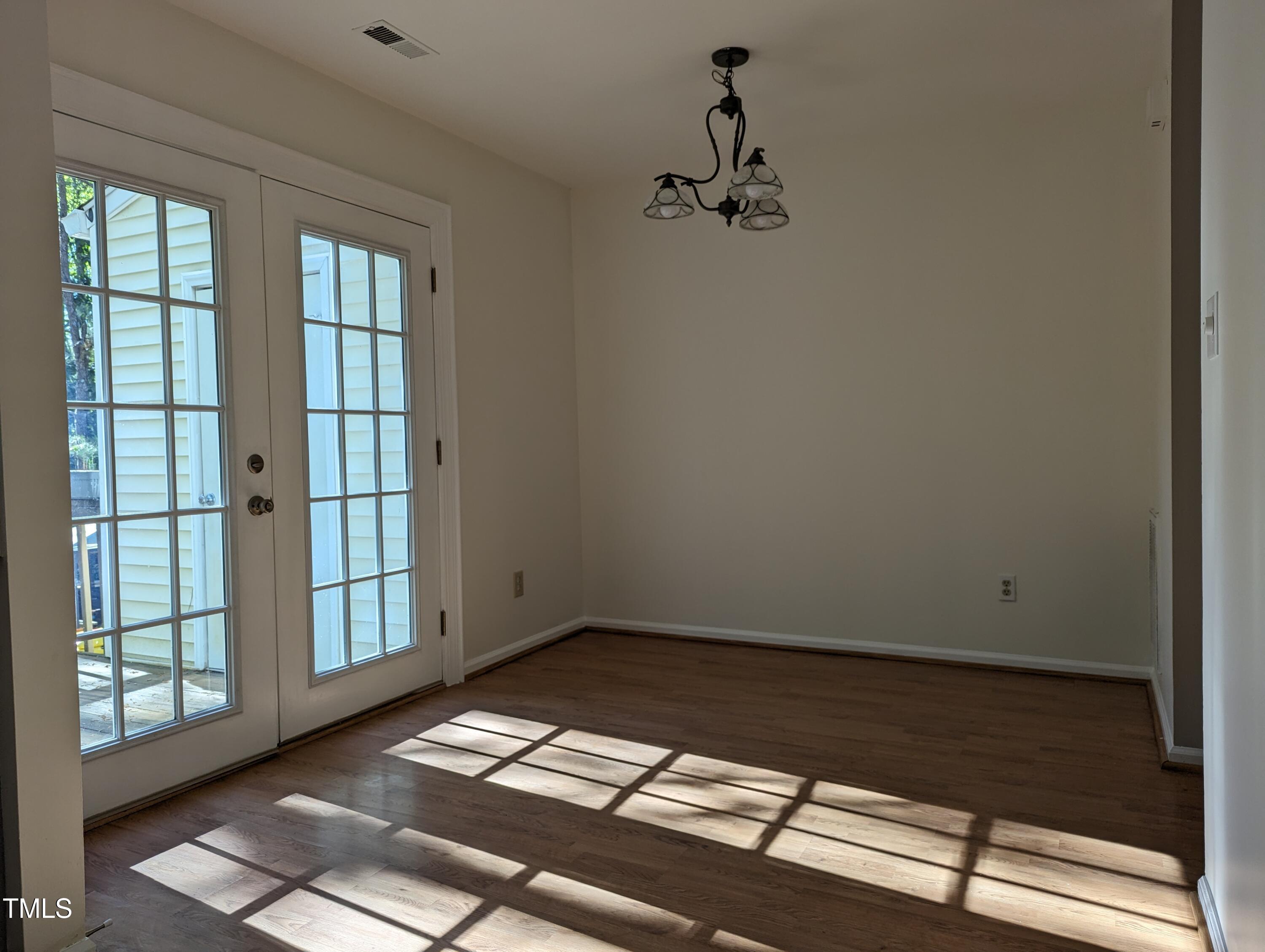 1813 Trailwood Drive