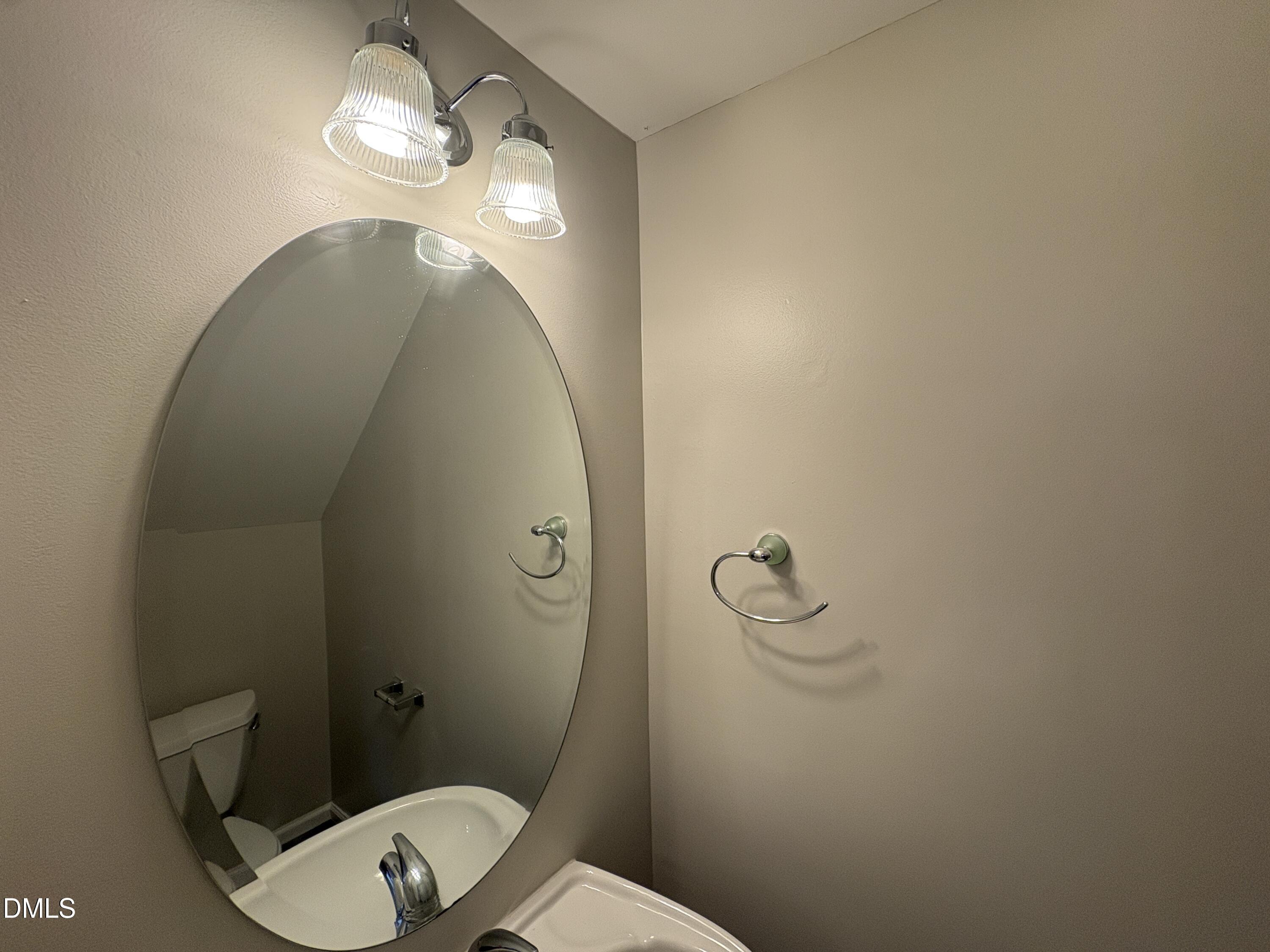 2404 Pumpkin Ridge Way