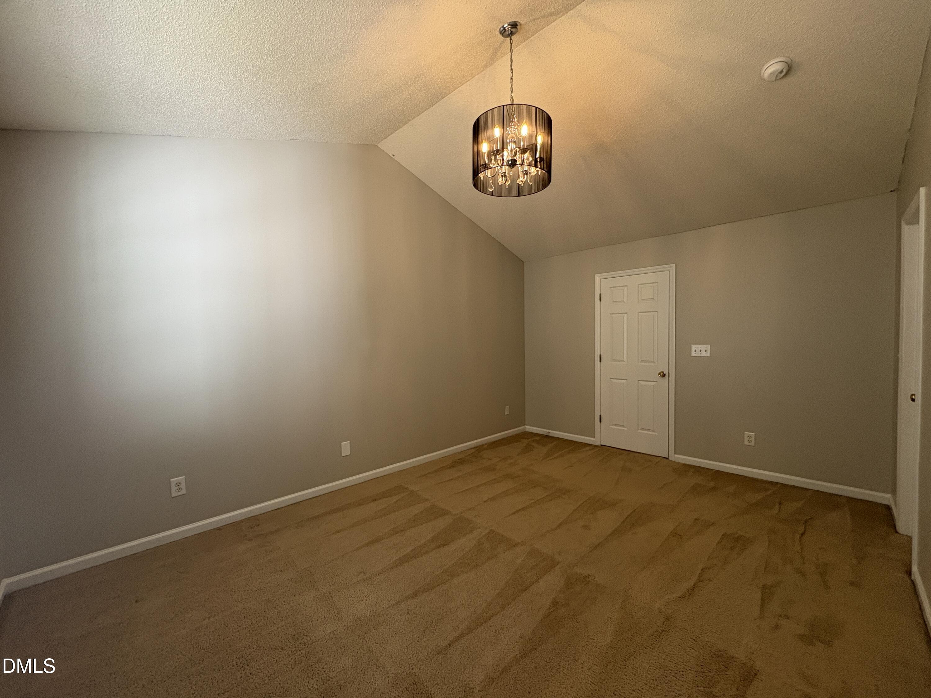 2404 Pumpkin Ridge Way