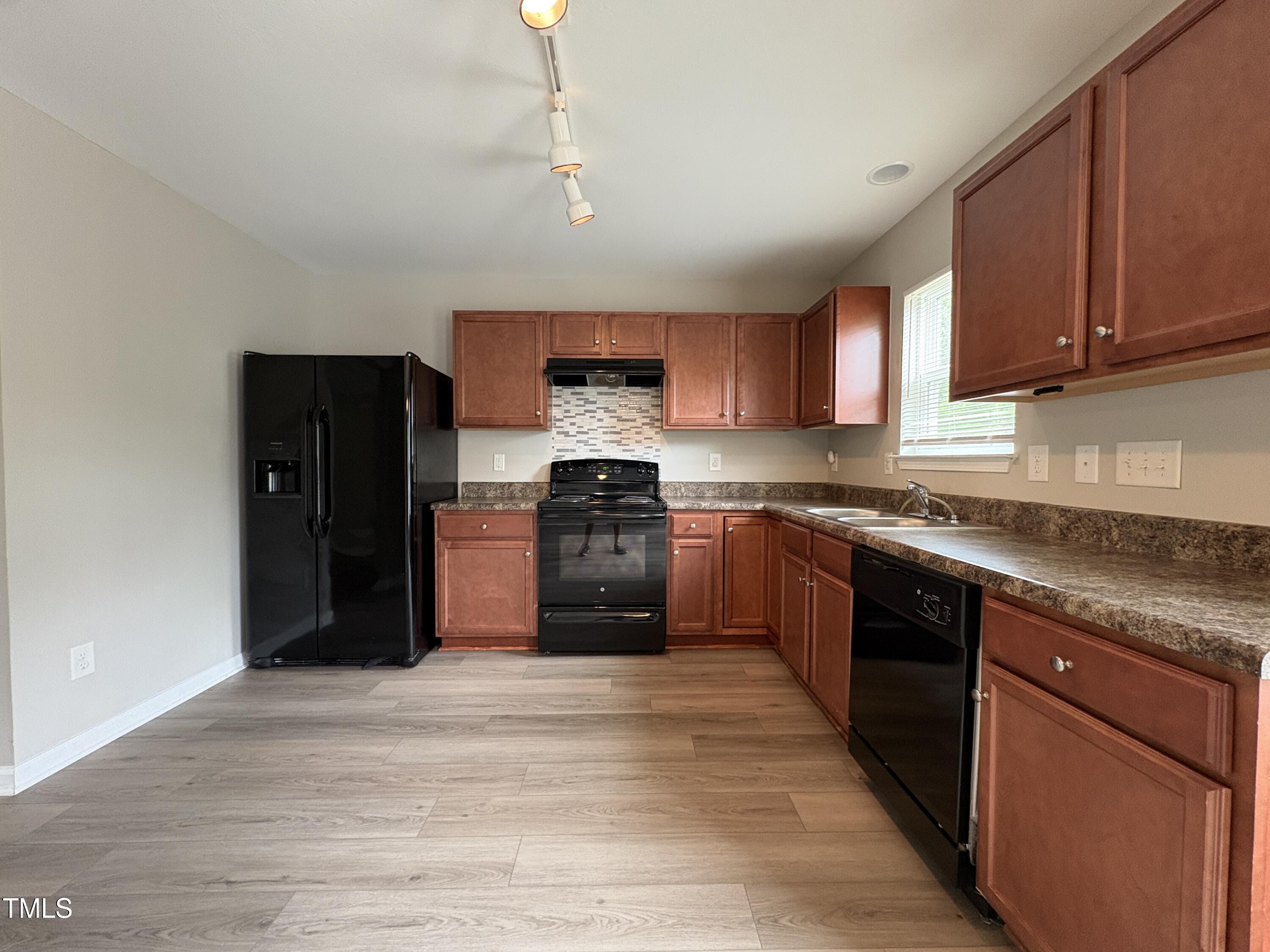 1403 Glenbrittle Drive