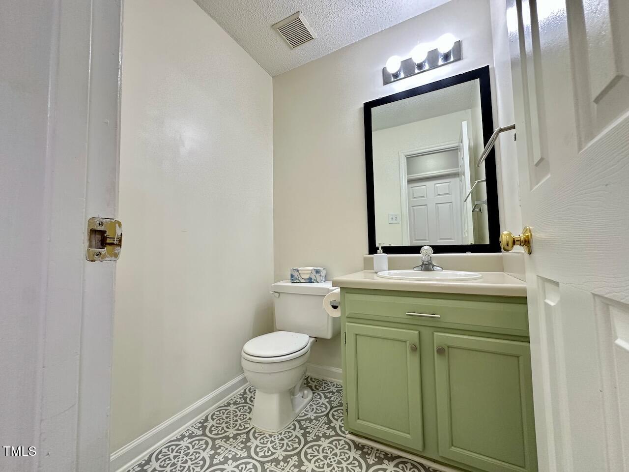 445 Mountain Lake Drive