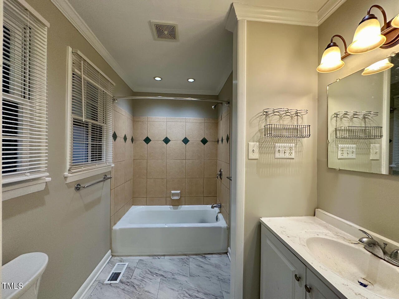 120 Celeste Circle