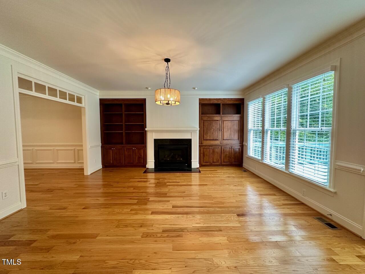 1124 Hawk Hollow Lane