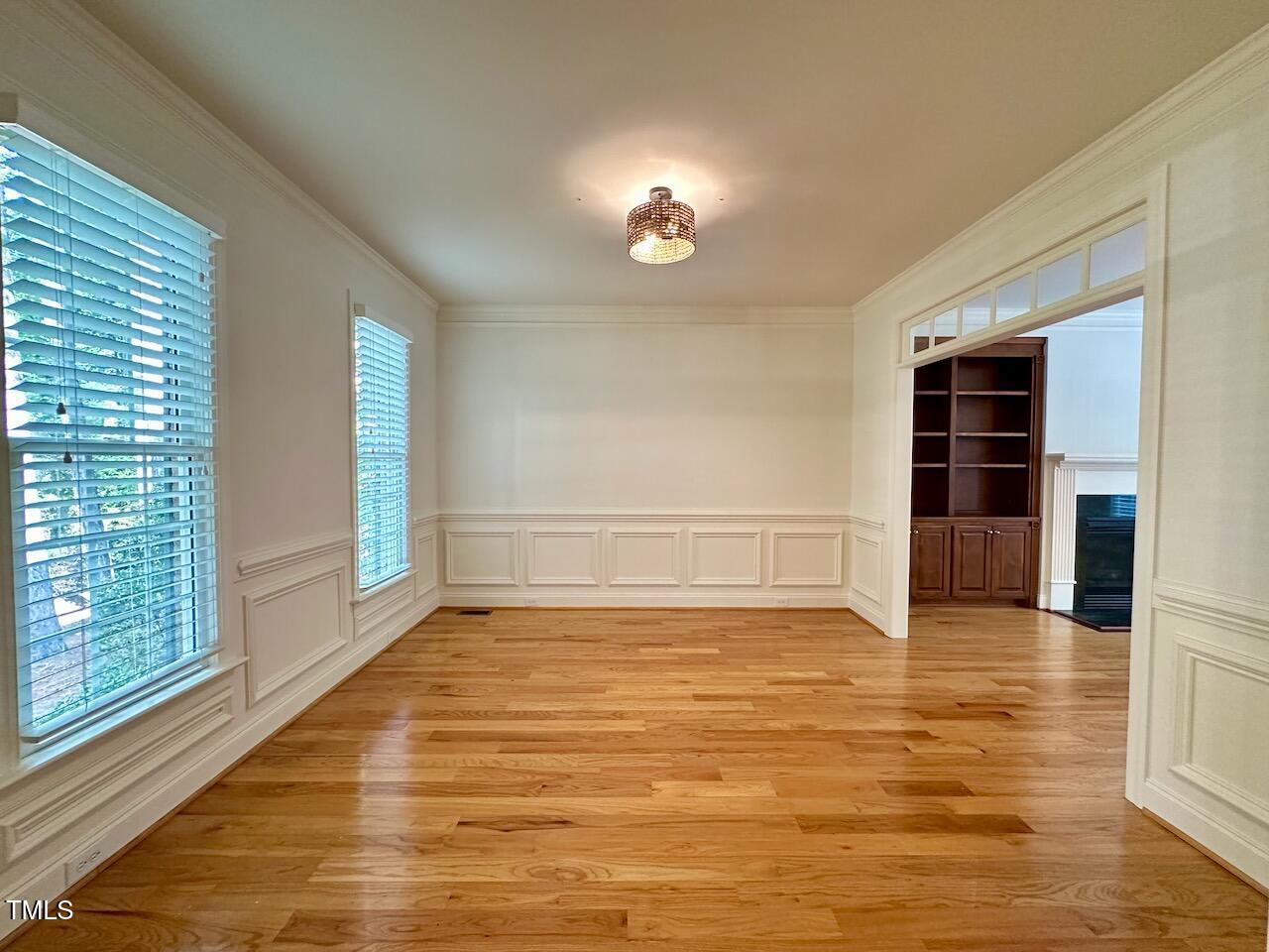 1124 Hawk Hollow Lane