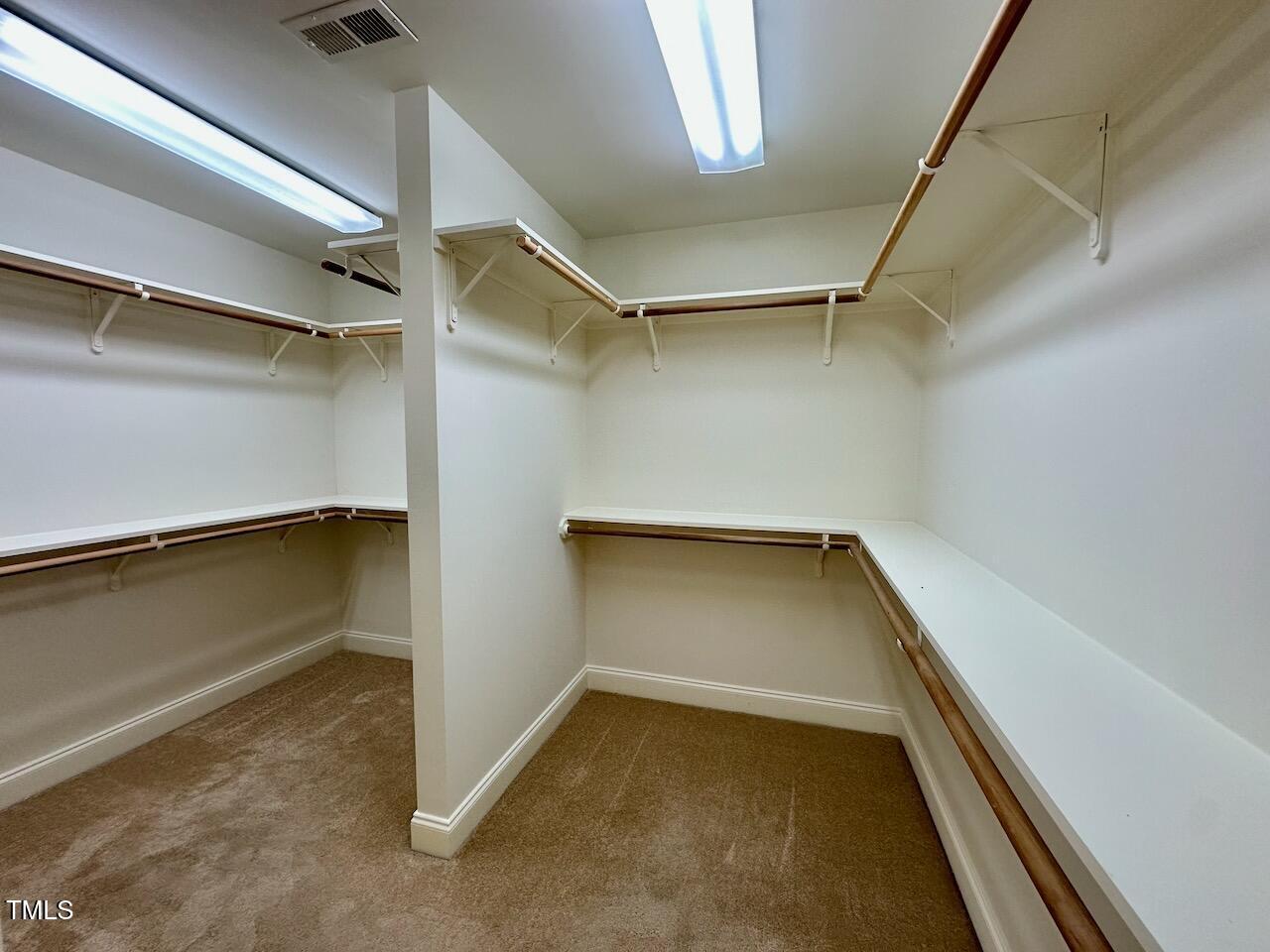 1124 Hawk Hollow Lane