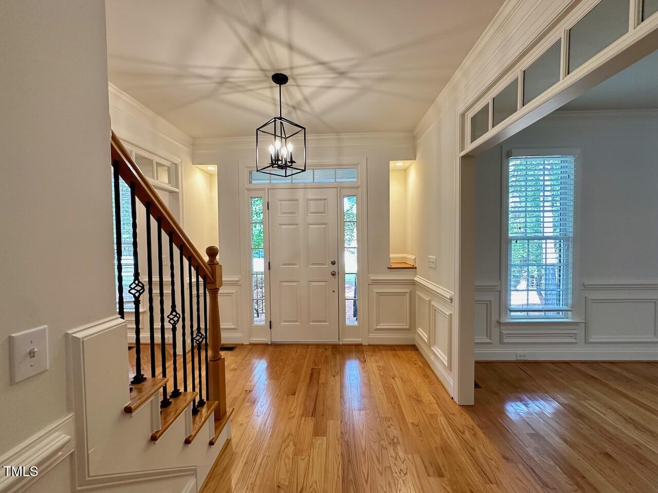 1124 Hawk Hollow Lane