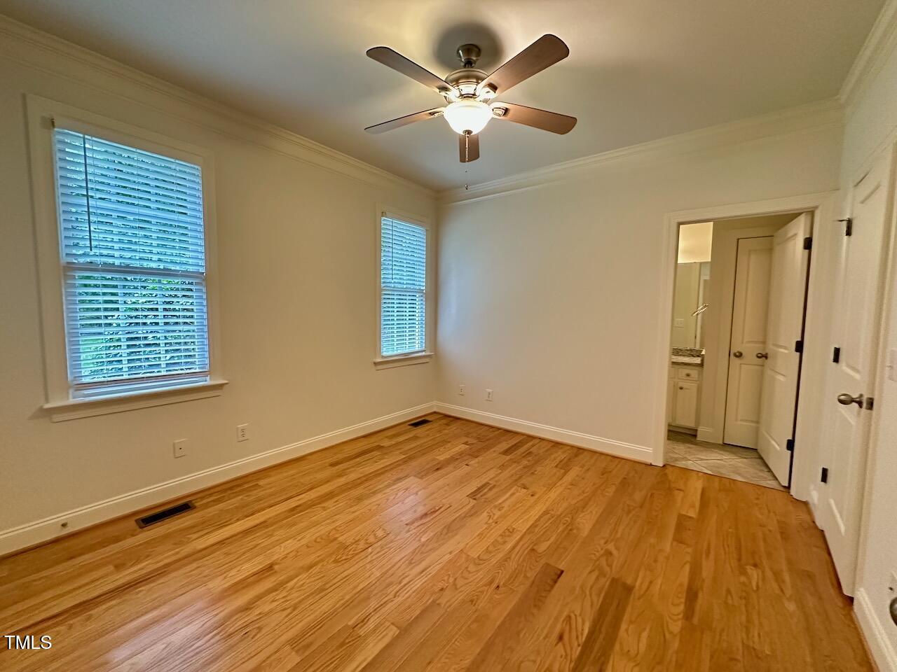 1124 Hawk Hollow Lane