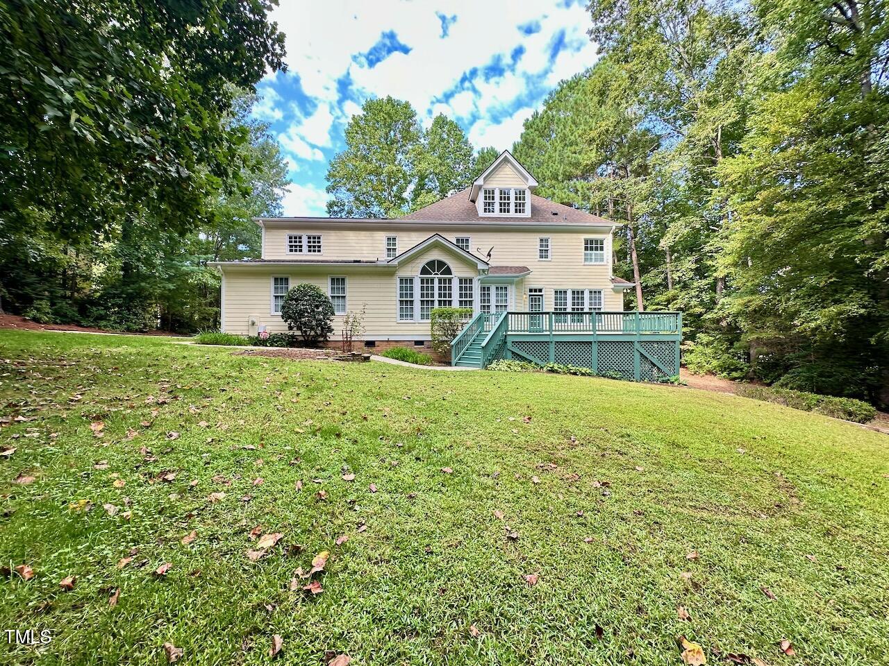 1124 Hawk Hollow Lane