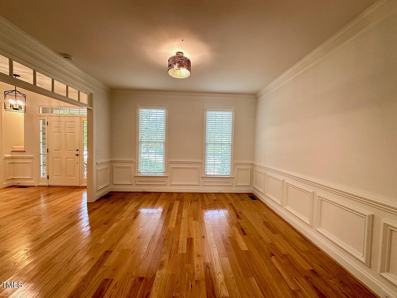 1124 Hawk Hollow Lane