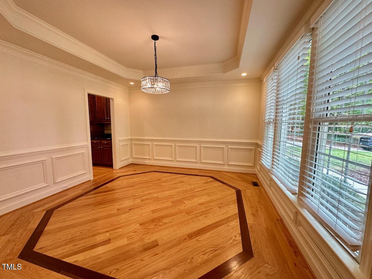 1124 Hawk Hollow Lane