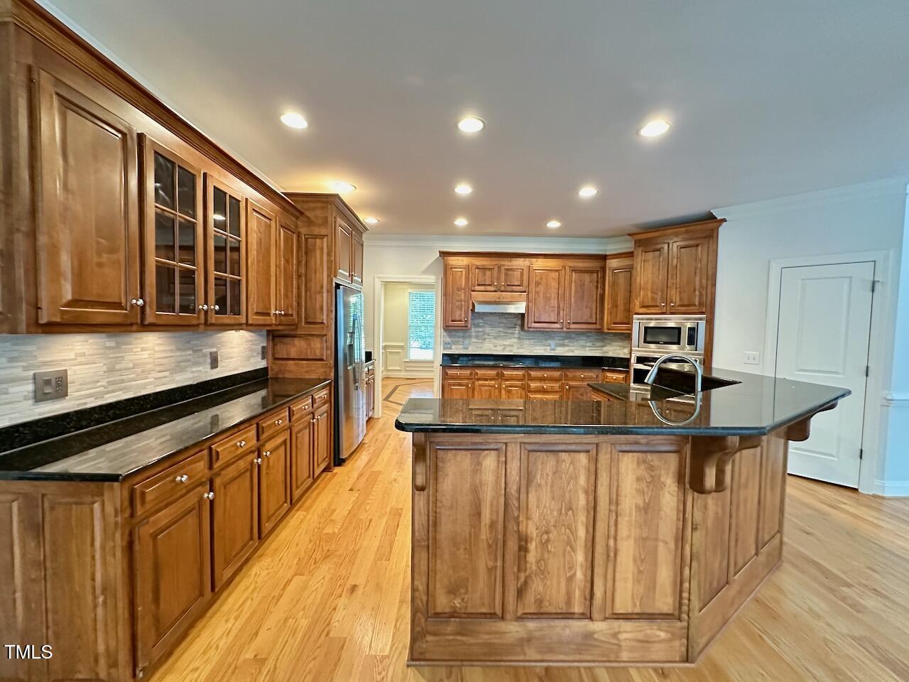 1124 Hawk Hollow Lane