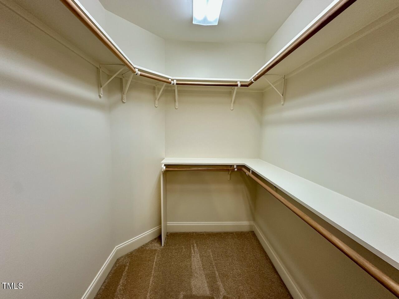 1124 Hawk Hollow Lane