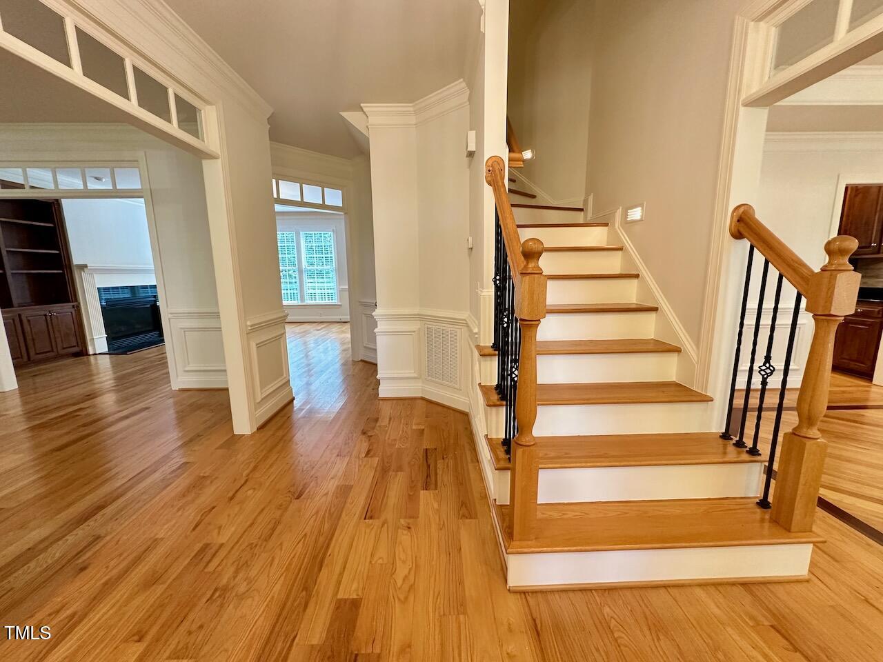 1124 Hawk Hollow Lane