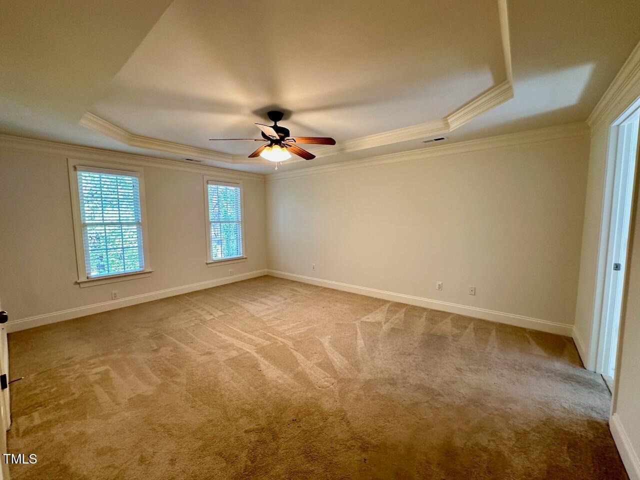 1124 Hawk Hollow Lane