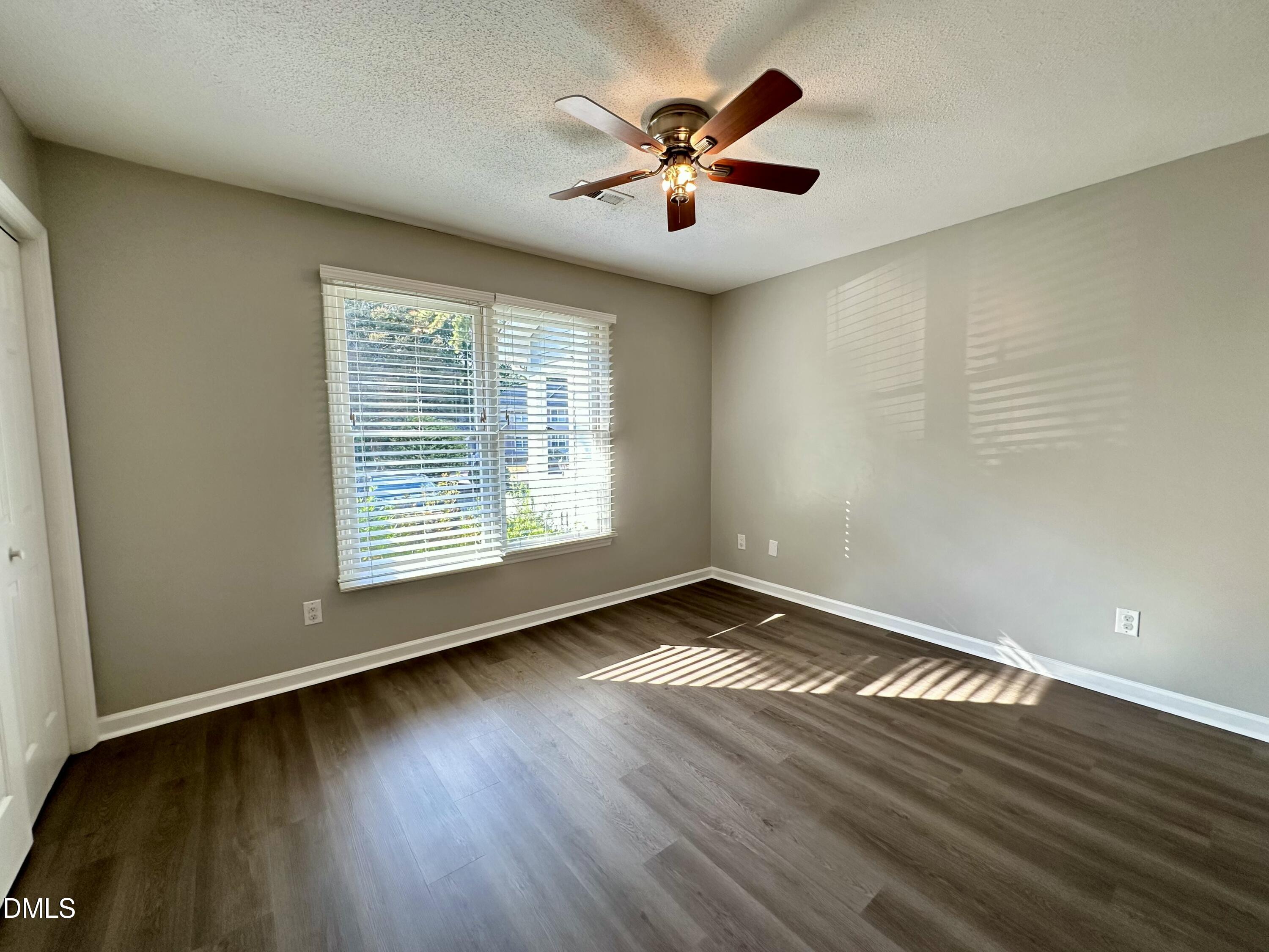 6422 Meadow View Drive