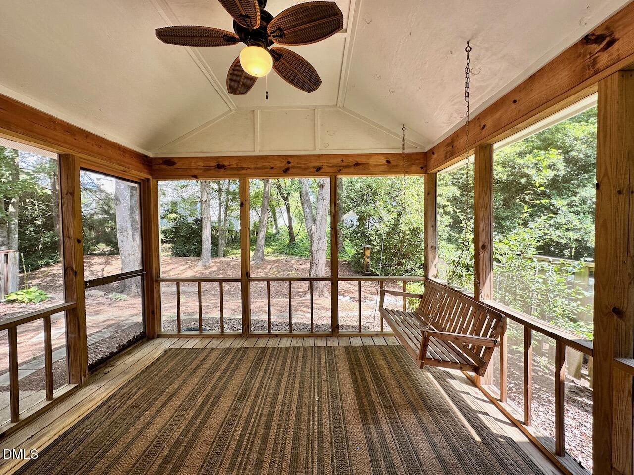 6422 Meadow View Drive