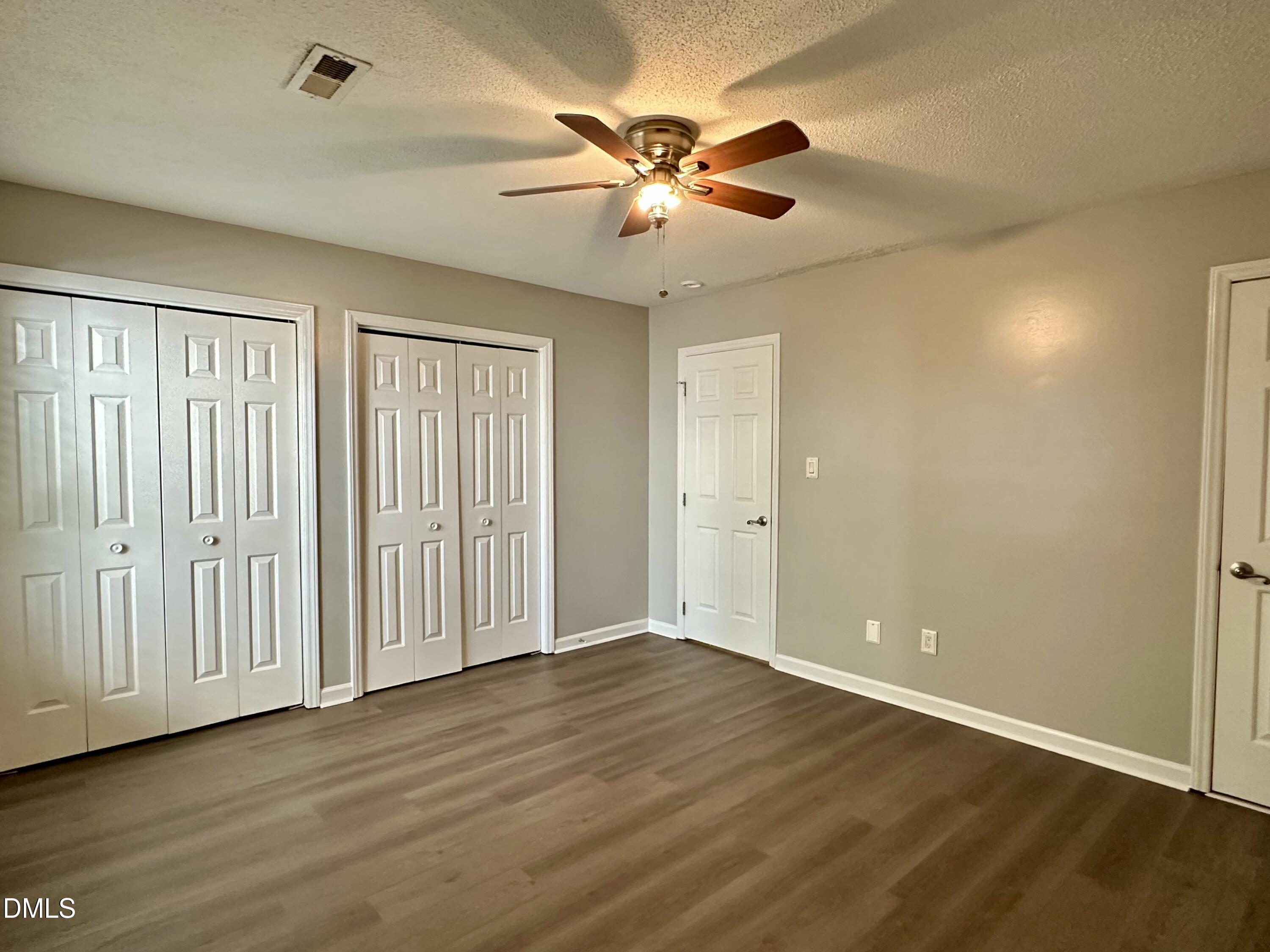 6422 Meadow View Drive