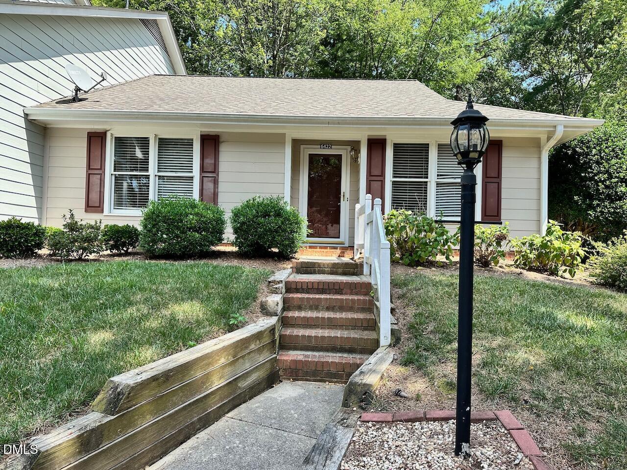 6422 Meadow View Drive