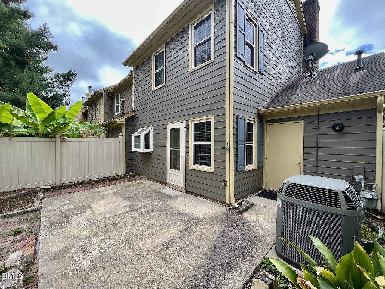 2973 Faversham Place