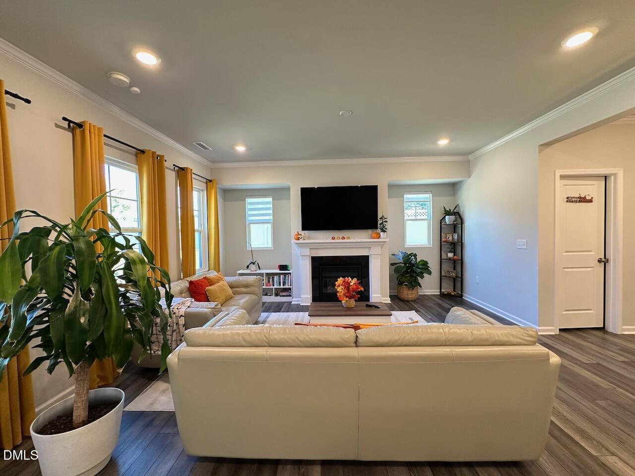 104 Tumbling Rock Way, Garner