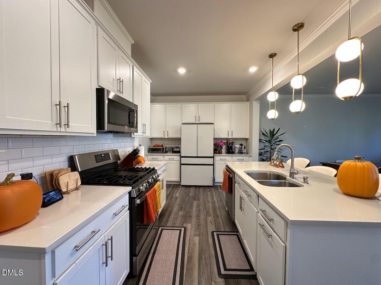 104 Tumbling Rock Way, Garner