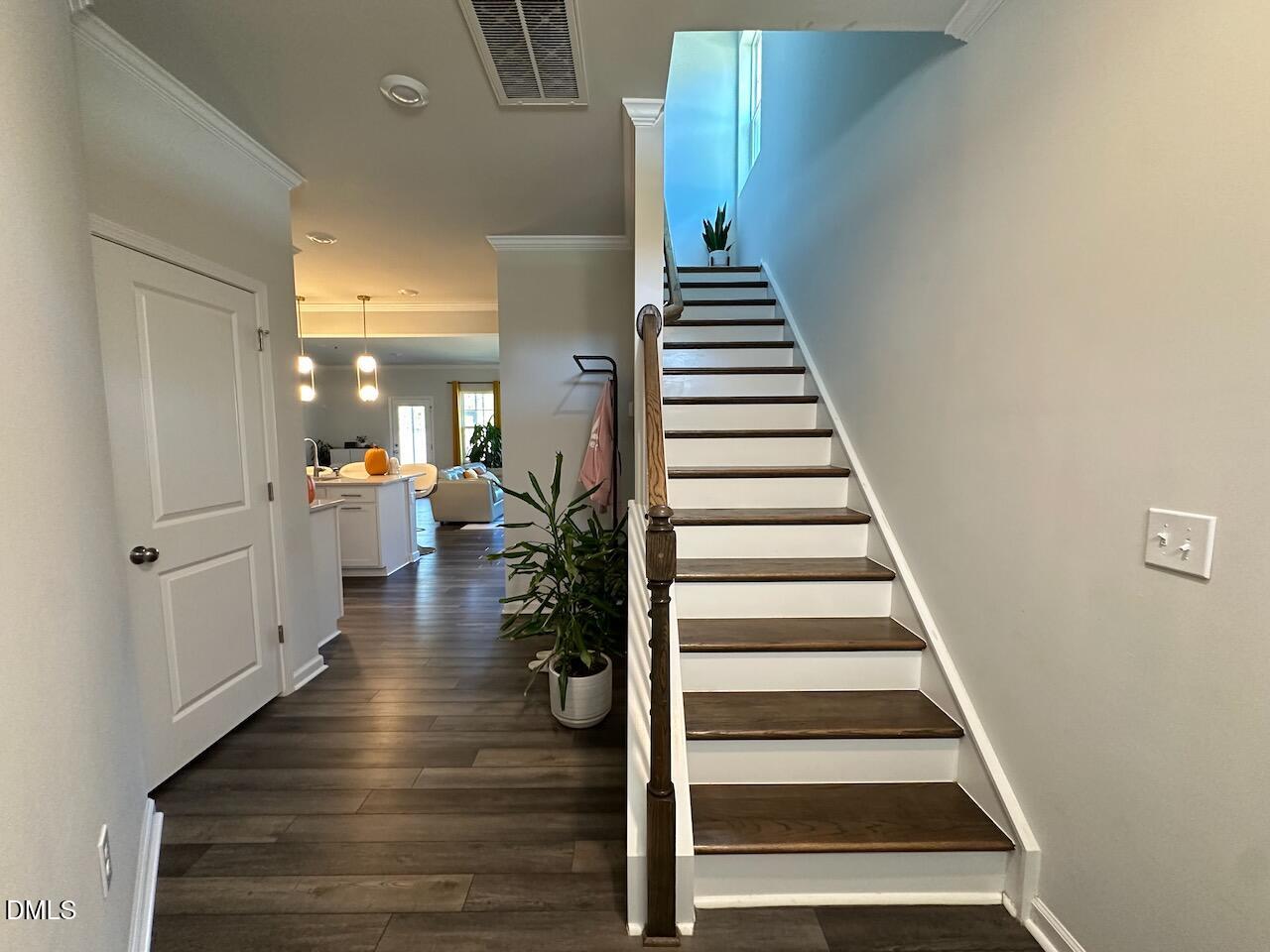 104 Tumbling Rock Way, Garner