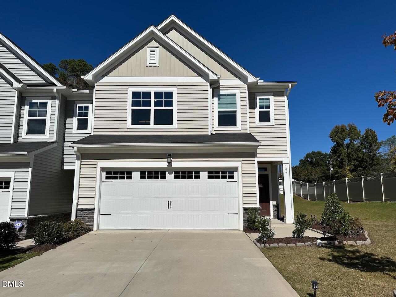 104 Tumbling Rock Way, Garner